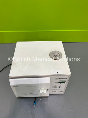 Eschmann Little Sister 3 Autoclave (Powers Up) - 6