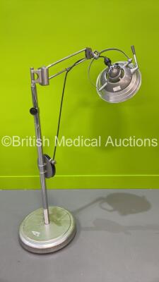 C.S.A Listing Patient Examination Lamp on Stand (No Power - 110v Power Supply - Power Supply Not Included)