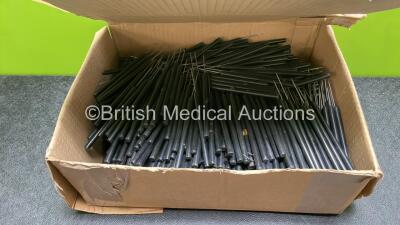 Large Quantity of Plastic Handle Sharp Needles - 2