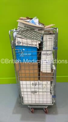 Cage of Mixed Consumables including Integral Silicone Laryngeal Masks, Intersurgical Supraglottic Airways and Timesco Disposable Face Masks (Cage Not Included - Out of Date)