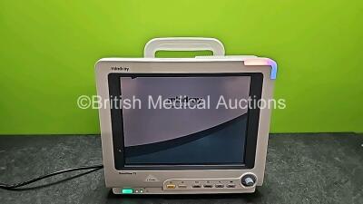 Mindray BeneView T5 Patient Monitor (Powers Up, Damaged Case and Damaged Dial - See Photos) *SN CM-0A114050*