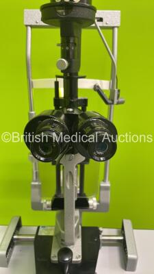 Haag Streit Bern SL900 Slit Lamp with Binoculars, 2 x 10x Eyepieces, 2 x 16x Eyepieces and Chin Rest (Powers Up with Good Bulb - Missing Storage Compartment Cover - See Pictures) *S/N U90040753* - 3