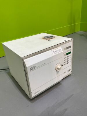 Eschmann Little Sister 3 Autoclave (Powers Up - Unable to Open Door - Alarm Sounding) - 3