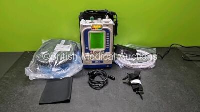 Zoll Z-Vent 731 Series Ventilator *Mfd 2019* EMV Version 05.22.00, SPM Version 05.20.00, Hours of Operation - 2 Minutes (Powers Up - Like New) In Case with 1 x Infants Circuit Kit Ref 499-0027-0, 1 x Hose Ref HA1DSX1.B and 1 x AC / DC Power Supply