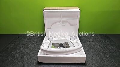 Unknown Brand Dental Led Light in Box *Excellent Condition*