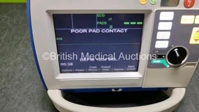 Zoll R Series Plus Defibrillator / Monitor (Powers Up) Including Pacer, ECG and Printer Options with Paddle Lead *SN AF08L0066471* - 2