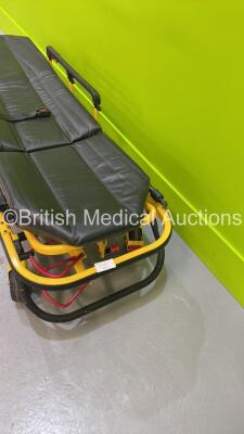 Stryker LX Hydraulic Ambulance Stretcher with Mattress (Hydraulics Tested Working) - 4