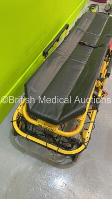 Stryker LX Hydraulic Ambulance Stretcher with Mattress (Hydraulics Tested Working) - 5