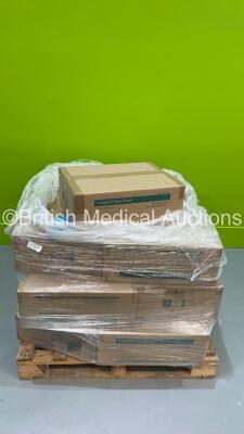 12 x Boxes of Winner Medical Surgical Face Masks (1000 Masks Per Box) *Out of Date*