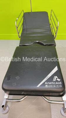 Anetic Aid QA2 Hydraulic Patient Trolley with Cushions (Hydraulics Tested Working) - 3