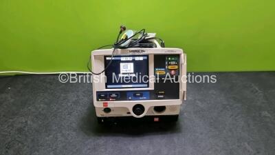 Physio Control Medtronic Lifepak 20e Defibrillator / Monitor (Powers Up) with Paddle Lead