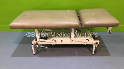 Huntleigh Nesbit Evans Hydraulic Patient Couch (Hydraulics Tested Working) *S/N NA*