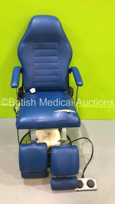 Belmont BTY Dental Chair with Foot Controller (Powers Up - Damage to Cushion - See Pictures) *S/N NA*