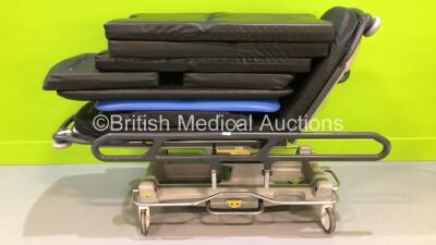 Anetic Aid QA3 Hydraulic Patient Trolley with Selection of Cushions and Mattresses (Hydraulics Tested Working) *S/N 2985*