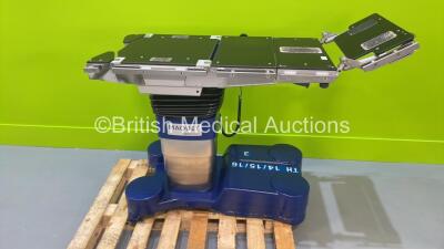 Maquet alphamaxx Electric Operating Table Model 1133.12B3 with Controller (Powers Up - Incomplete) *S/N 01097*