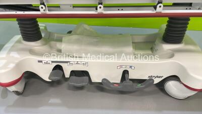 Stryker Transport Stretcher Ref 0747 with Mattress (Hydraulics Tested Working) *S/N 1208033417* - 2