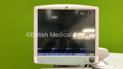 Datex-Ohmeda Aisys Anaesthesia Machine Software Version 08.01 with GE B850 Monitor, Bellows and Hoses (Powers Up) *S/N ANAS01270* - 2