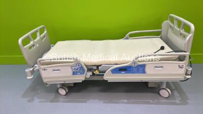 Hill-Rom AvantGuard Electric Hospital Bed with Mattress (Powers Up) *S/N 10100100459*