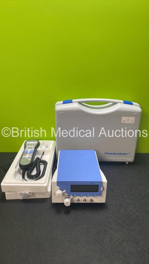 1 x imtMedical PF300 Gas Flow Analyzer in Case (No Power) and 1 x ...