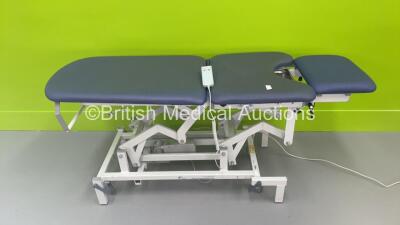 Seers Medical Electric 3 Way Patient Examination Couch with Controller (Powers Up)