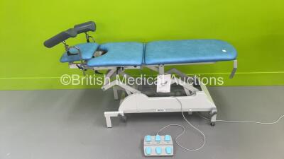 Seers Medical Electric Patient Examination Couch with Controller (Powers Up - Base Cushion Not Attached - See PIctures)