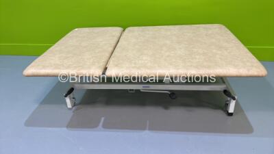 Akron Bariatric Patient Examination Couch (Hydraulics Tested Working - Rips to Cushion - See Pictures)