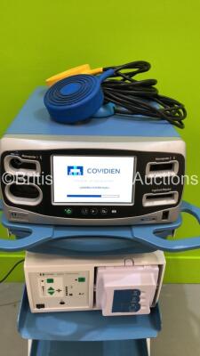 Covidien Valleylab FT10 Energy Platform Electrosurgical / Diathermy Unit on Stand with Dual Footswitch and Dome Footswitch and RapidVac Smoke Evacuator (Powers Up) *S/N T6C03545DX** - 18