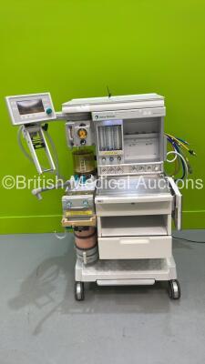 Datex-Ohmeda Aestiva/5 7900 Anaesthesia Machine with Datex-Ohmeda 7900 SmartVent Software Version 3.5, Bellows, Absorber and Hoses (Powers Up) *S/N AMRG00900*