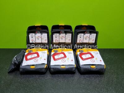 3 x Medtronic Lifepak CR Plus Defibrillators *Mfd - 2016 / 2016 / * (Both Power Up) in Case with 3 x Batteries and 2 x Ambu Res-Cue First Responder Kits