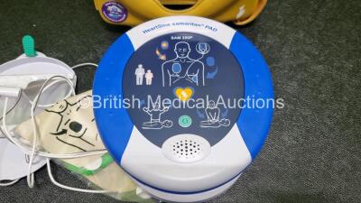 HeartSine Sam 350P Samaritan PAD Defibrillator (Powers Up) in Carry Case - 2