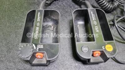 Job Lot Including 1 x Medtronic Lifepak 12 Biphasic Defibrillator (Powers Up) Including Pacer, ECG and Printer Options with 2 x Batteries Apex / Sternum External Hard Paddles, 3 Lead ECG Lead, AC Power Adaptor and Medtronic Battery Support System 2 Charg - 4