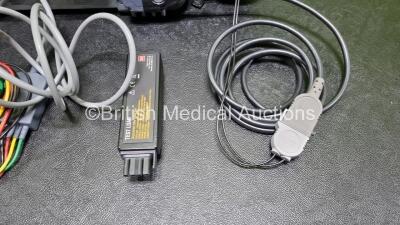 Medtronic Physio-Control Lifepak 15 Version 1 12-Lead Monitor / Defibrillator *Mfd - 2014* Ref - 99577-000668, P/N - V15-2-001015, Software Version - 3306808-007 Including Pacer, SpO2, NIBP, ECG and Printer Options with 1 x 3 Lead ECG Lead, 1 x 6 Lead ECG - 6