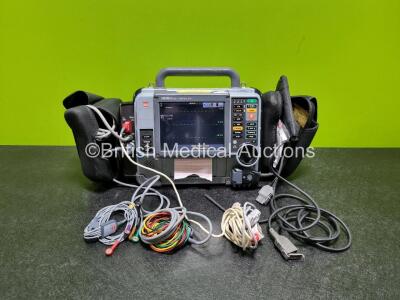 Medtronic Physio-Control Lifepak 15 Version 1 12-Lead Monitor / Defibrillator *Mfd - 2014* Ref - 99577-000668, P/N - V15-2-001015, Software Version - 3306808-007 Including Auxiliary, Pacer, SpO2, NIBP, ECG and Printer Options with 1 x 3 Lead ECG Lead, 1 x