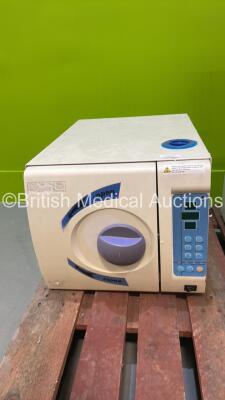 2012 MDS Medical YS-3PV-12L Pressure Steam Sterilizer (Powers Up with Blank Display)