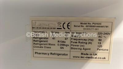 Lec Medical Fridge (Powers Up) - 3