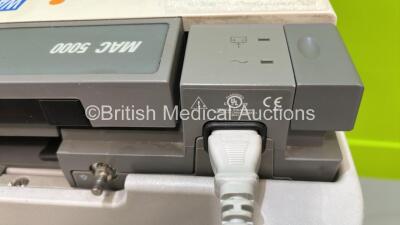 GE MAC 5000 ECG Machine on Stand (No Power) *S/N AAY04030173GA* - 4