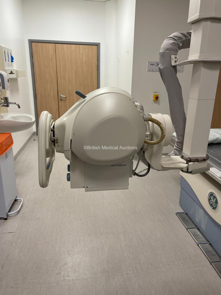 GE Proteus Analogue X-ray Including Patient Table, Overhead Tube Bucky ...