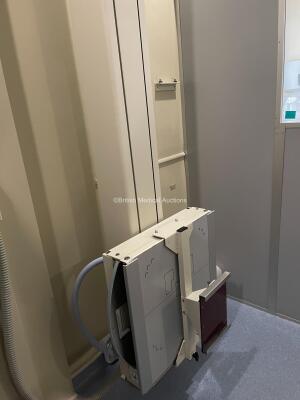 Siemens Tosrad Analogue X-ray System with 2015 Tube Including Patient Table, Overhead Tube Bucky (2015 Siemens Tube), Chest / Wall Stand Bucky, Ceiling Rails and Operator Console. Functional and complete system when removed, OEM maintained, system has bee - 4