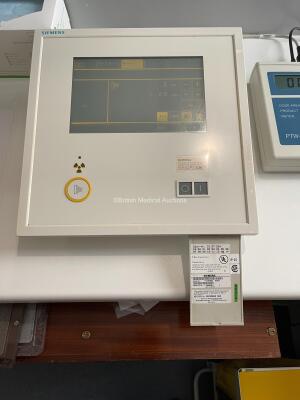 Siemens Tosrad Analogue X-ray System with 2015 Tube Including Patient Table, Overhead Tube Bucky (2015 Siemens Tube), Chest / Wall Stand Bucky, Ceiling Rails and Operator Console. Functional and complete system when removed, OEM maintained, system has bee - 6