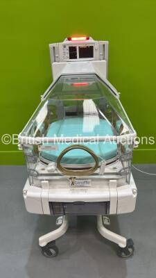 GE Giraffe OmniBed Infant Incubator with Mattress (Powers Up with System Failure 25)