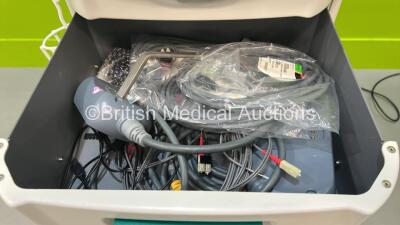 St Jude Medical EnSite Velocity Amplifier with Accessories (Powers Up) *S/N 14083803* - 3