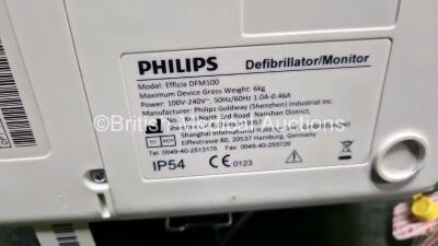 Philips Efficia DFM100 Defibrillator (Powers Up) Including ECG and Printer Options with 1 x Ref 989803190371 Li-ion Rechargeable Battery Pack and 1 x 3 Lead ECG Lead - 5