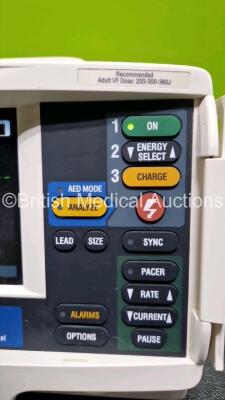 Physio Control Medtronic Lifepak 20e Defibrillator / Monitor *Mfd - 2013* (Powers Up) Including, Pacer ECG and Printer Options and 1 x Li-ion Battery *gl* - 3