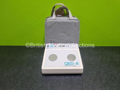 Seward QED-4 Defibrillator (Untested Due to Battery) in Case