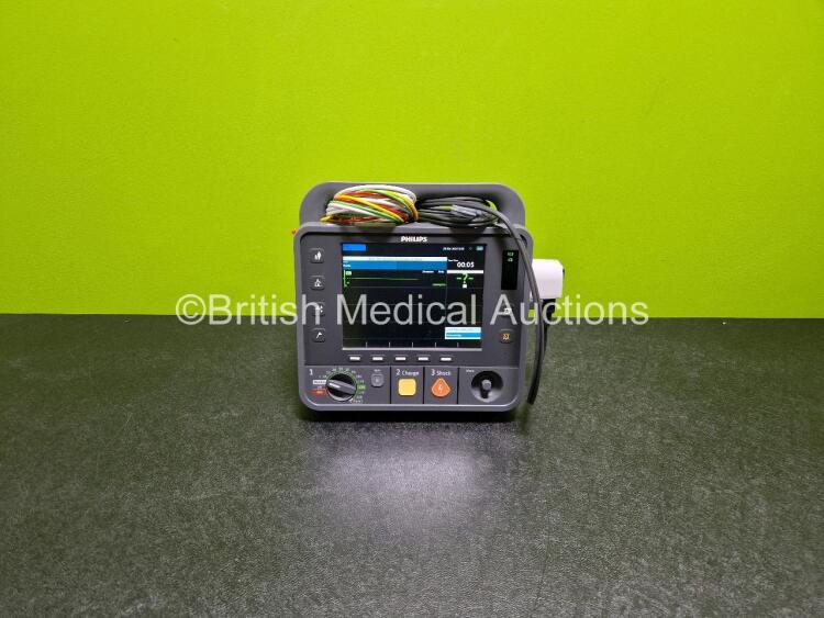 Philips Heartstart Intrepid Defibrillator *Mfd - 2020* (Powers Up) Including Pacer, ECG and Printer Options with Paddle Lead. 1 x 3 Lead ECG Lead and 1 x 989803202601 Li-ion Rechargeable Battery *SN CN73902935*