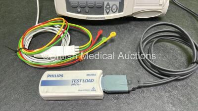 Philips Heartstart MRx Defibrillator (Powers Up with Damaged Screen - See Photos) Including Pacer, ECG and Printer Options, 1 x Paddle Lead, 1 x Test Load, 1 x 3 Lead ECG Lead, 1 x Philips M3539A Module and 1 x Philips M3538A Li-Ion Battery *SN US00583290 - 5