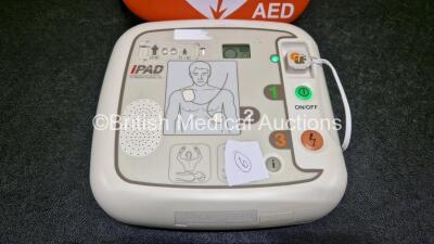 CU Medical Systems Inc iPAD Intelligent Public Access Defibrillator (Powers Up) in Case with 2 x LiMn02 Batteries - 2