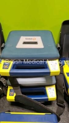 5 x Cardiac Science Powerheart AED G3 Defibrillators 4 x in Case with 2 x LiSCO2 Batteries - 3