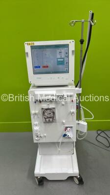 B-Braun Dialog + Dialysis Machine Software Version 8.28 Running Hours 32393 with Hoses (Powers Up) *S/N 38856*