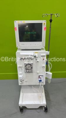 B-Braun Dialog + Dialysis Machine Software Version na Running Hours na with Hoses (Powers Up with Alarm / Error) *S/N 38873*